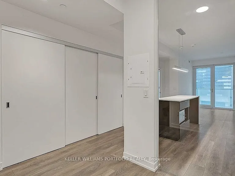 15 Lower Jarvis St #1208 — Photo 6