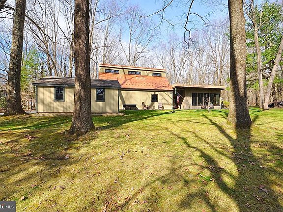 2nd image of 772 Beaver Branch Rd