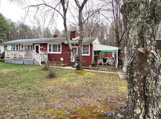 2895 Pomona Rd, Colonial Beach, VA 22443