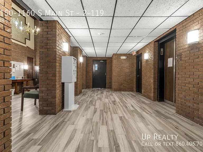 1150-1160 S Main St #2-119 — Photo 37