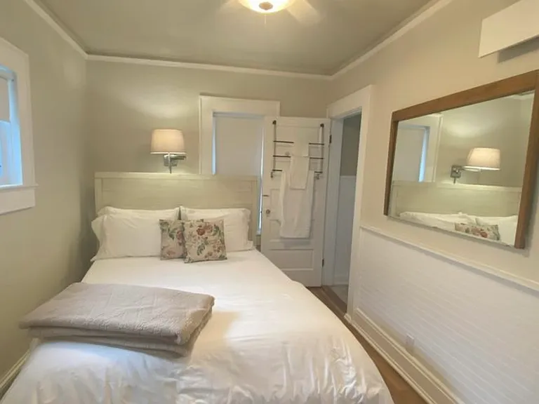 45 N Oaklawn Ave — Photo 10