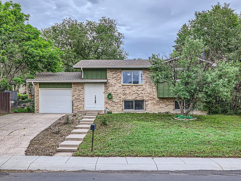 605 Raemar Dr — Photo 20