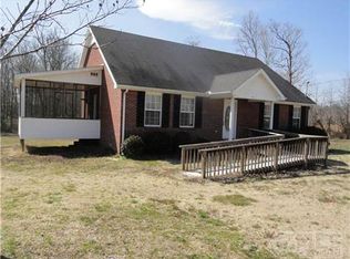 10 McMeen Ln, Fayetteville, TN 37334