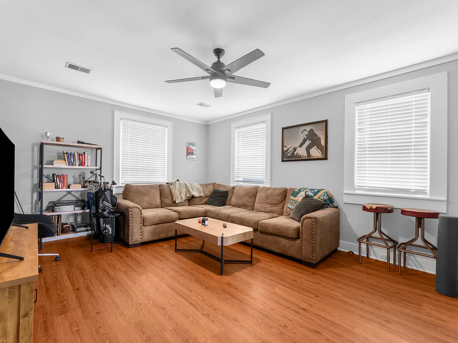 2 bed, 1000 sqft, $2,800 — Photo 4