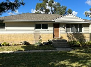 294 Oak Ave, Wood Dale, IL