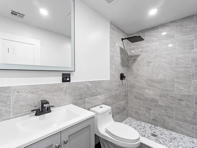 481 15th Ave #2 — Photo 27