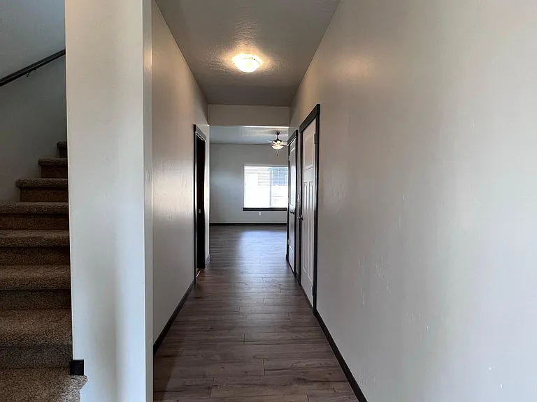 4230 N Donovan Ln — Photo 3