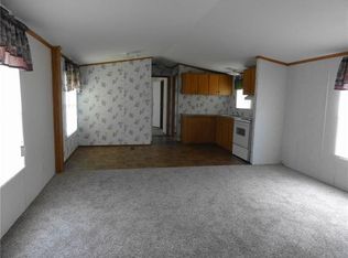 3730 Petter Rainosek Loop, La Grange, TX 78945