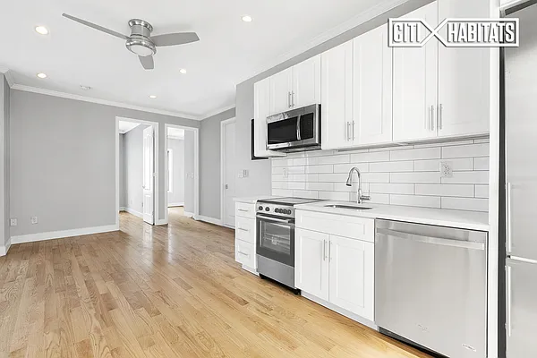 Rented by Citi Habitats | media 27