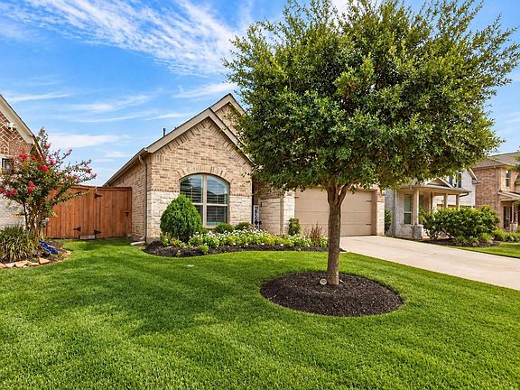 3rd image of 23026 Needlegrass Rd