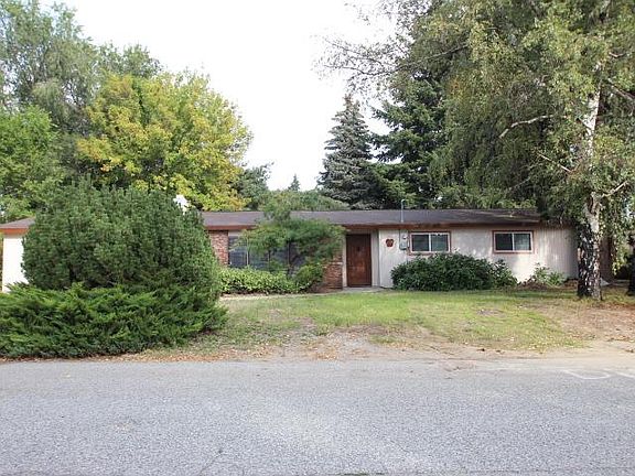 2nd image of 1319 Clements Cir