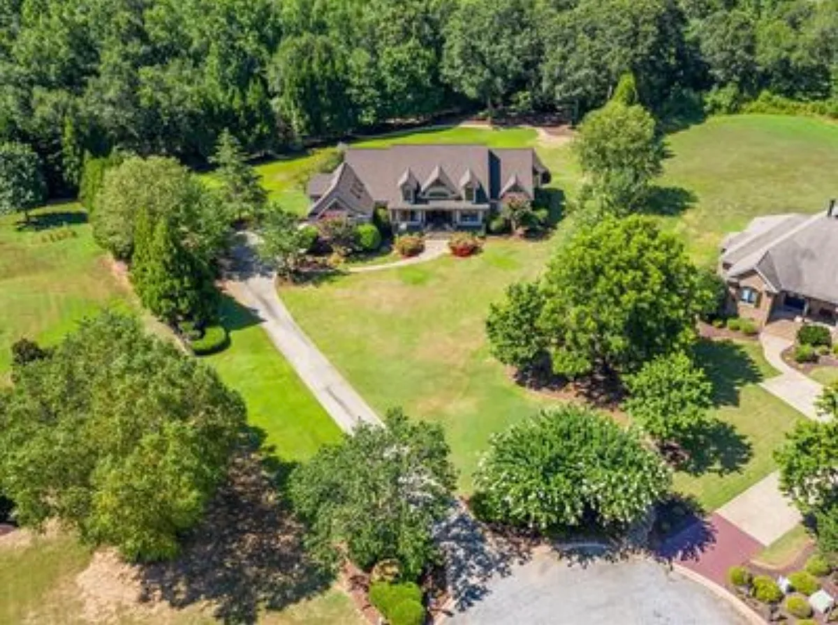 Building Photo - 109 Milwee Ct