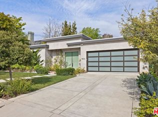9833 Vicar St, Los Angeles, CA 90034