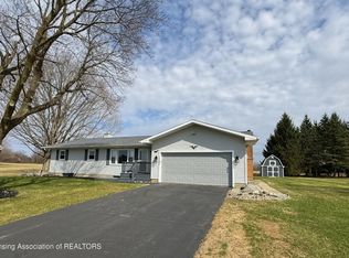 1743 Brookfield Rd, Charlotte, MI 48813