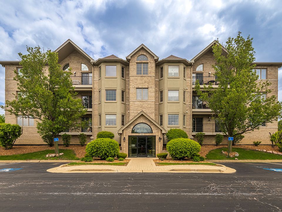 1st image of 11921 Windemere Ct APT 204