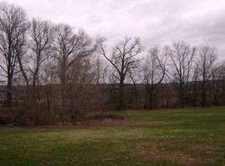 1081 Dolsontown Rd, Middletown, NY 10940