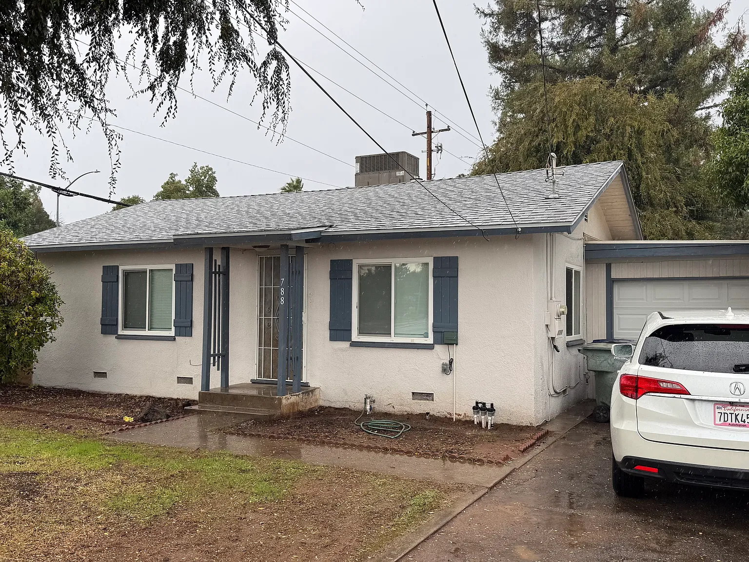 2 bed, 825 sqft, $1,850 — Photo 2
