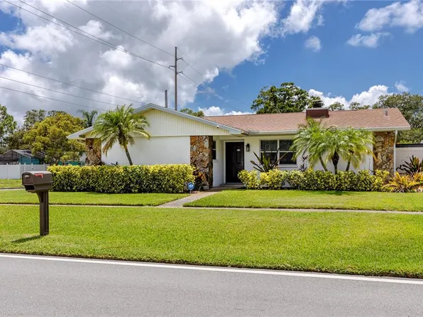 12646 RIDGE RD, LARGO, FL 33778