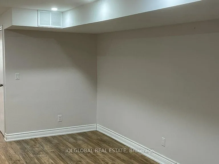 29 Nobbs Dr #BASEMENT — Photo 15