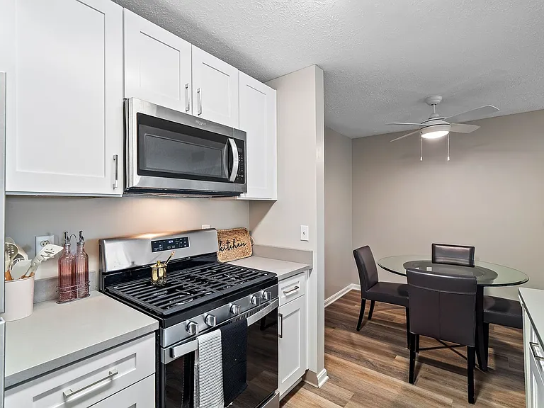 Cherry Tree Village Apartments — Photo 263