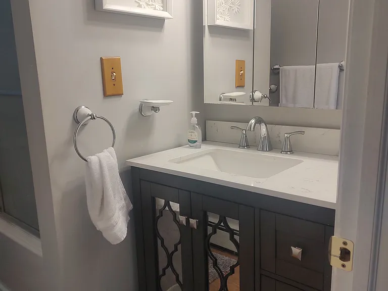73 E Shore Dr — Photo 14