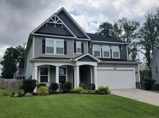 17 Okame Ct, Spring Lake, NC 28390