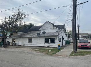 1517 Everett St, Houston, TX 77009