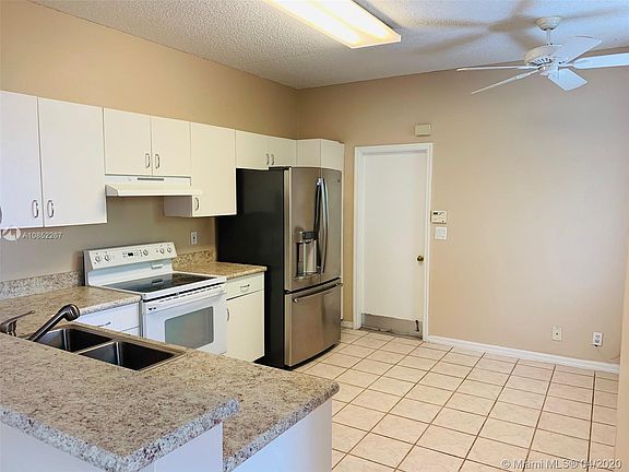 4th image of 2067 Madeira Dr #2067