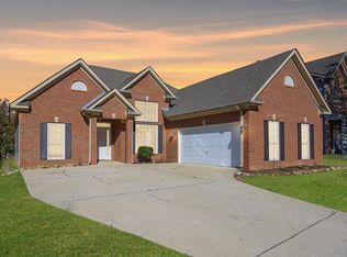 6045 Forest Lakes Cv, Sterrett, AL 35147
