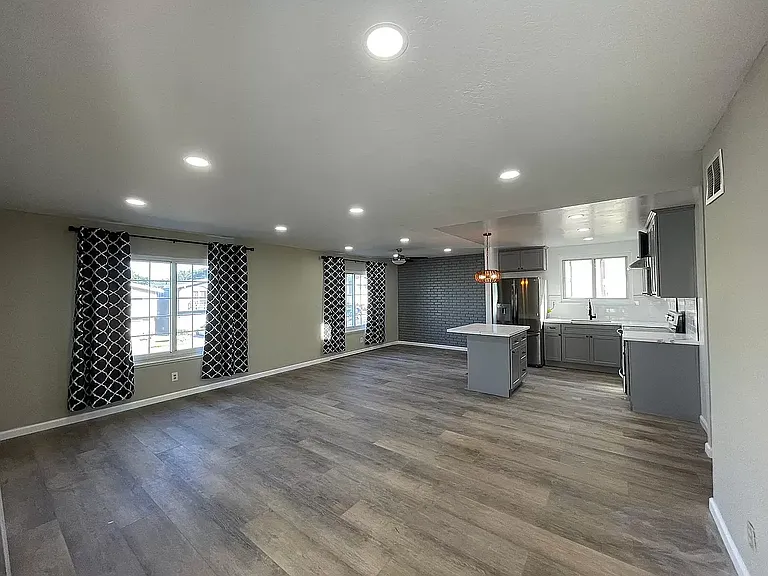 4399 Callan Blvd — Photo 6