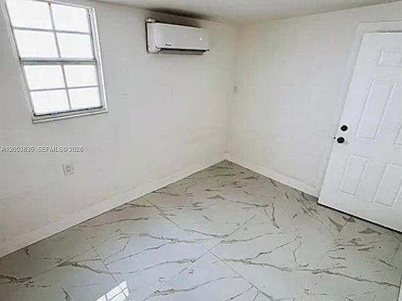 5th image of 1237 NW 33rd Ave