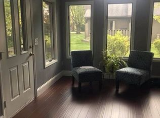 16 Abbey Rd, Perrysburg, OH 43551