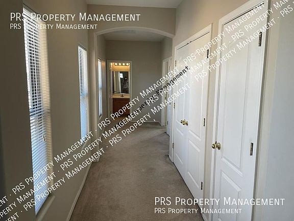 4th image of 2711 E Wesson Dr