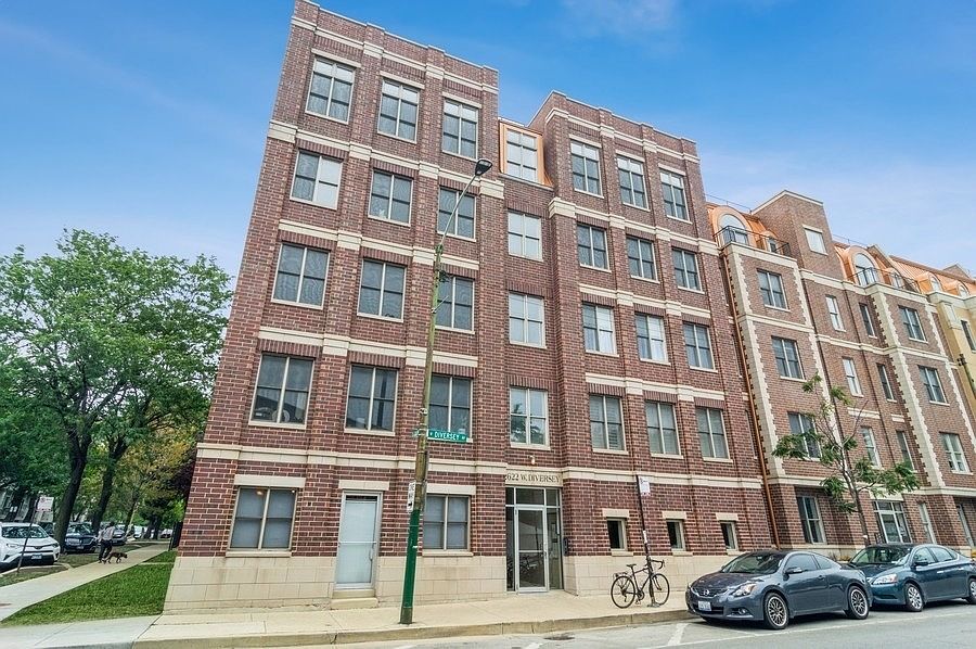 1st image of 2602 W Diversey Ave APT 302