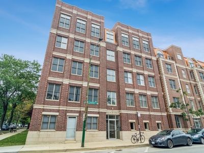 2602 W Diversey Ave APT 302, Chicago, IL, 60647