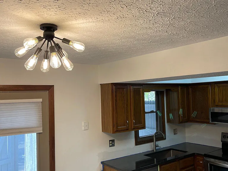83 Corbins Mill Dr — Photo 10