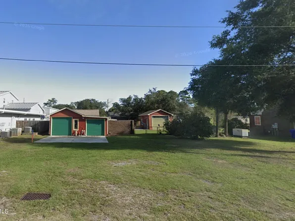 804 Charlotte Avenue, Carolina Beach, NC 28428