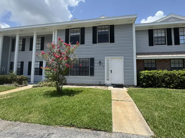 1413 Manor Dr NE #1413, Palm Bay, FL 32905