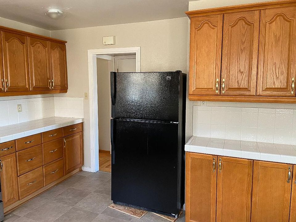 1st image of 238 Saint Catherine Dr