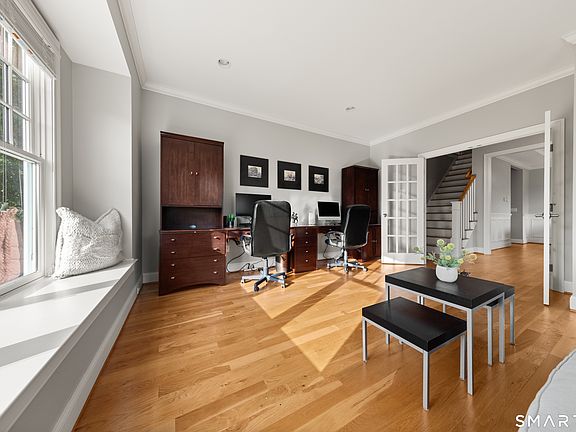 4th image of 5 Champlains Drive