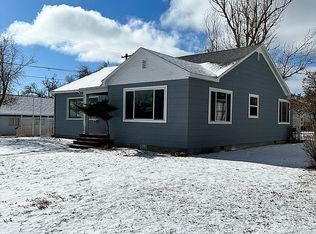 124 N 11th St, Thermopolis, WY 82443