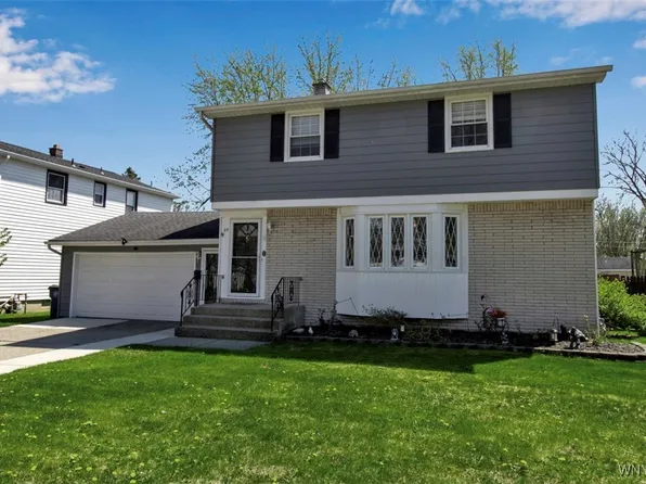35 Joanie Ln, Buffalo, NY 14228