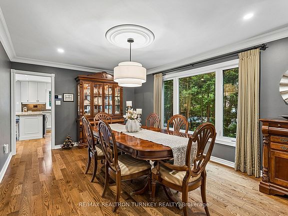 5th image of 1004 Portminster Ct
