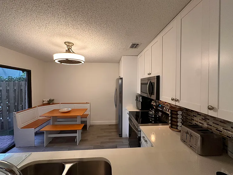 1728 Shoreside Cir — Photo 15