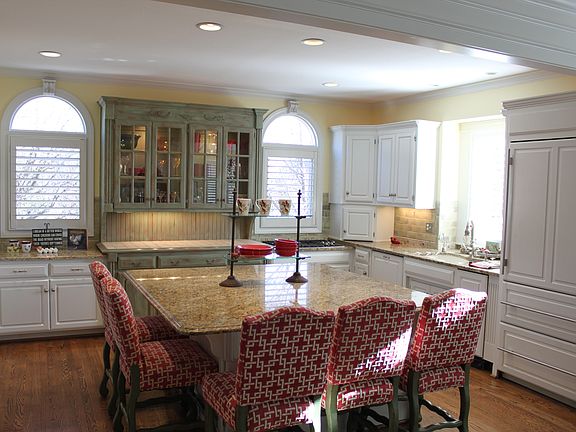 2nd image of 5009 W 149th St