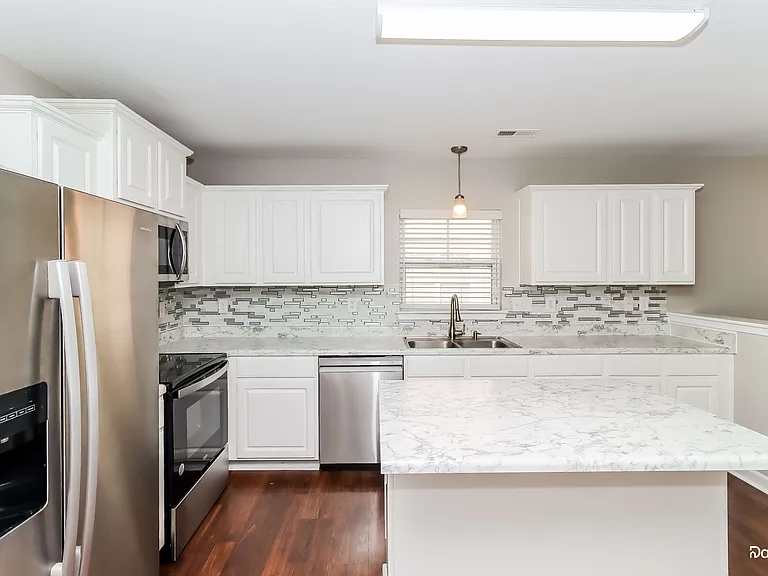 5125 Stone Park Dr — Photo 5