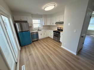 1107 24th St #A, Watervliet, NY 12189
