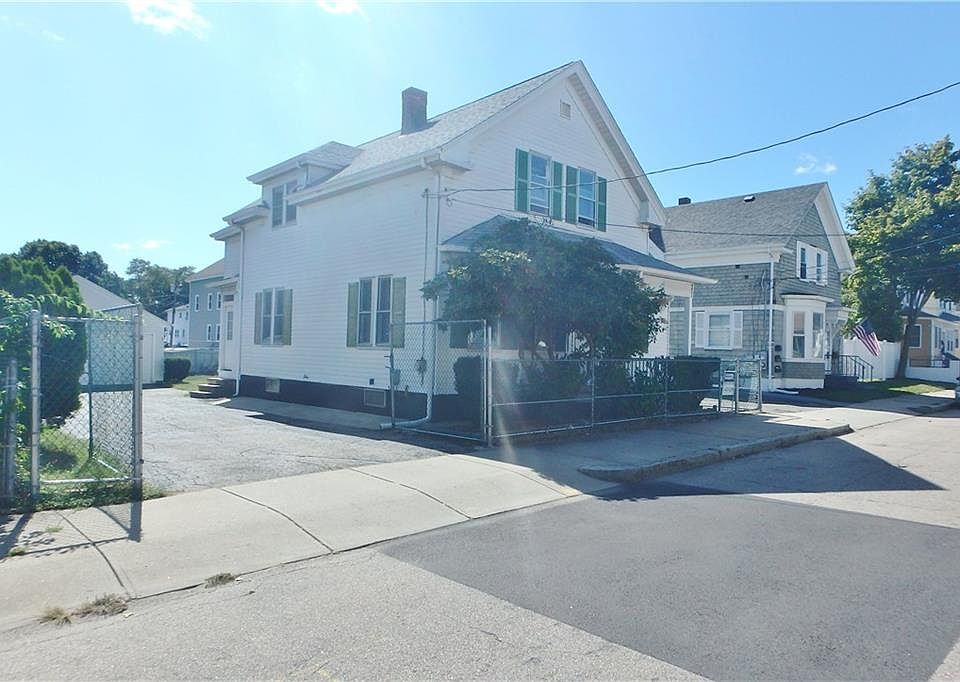 1st image of 40 Hillwood St