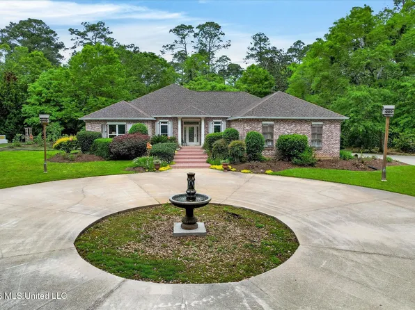 7061 Bayou Talla Ln, Kiln, MS 39556