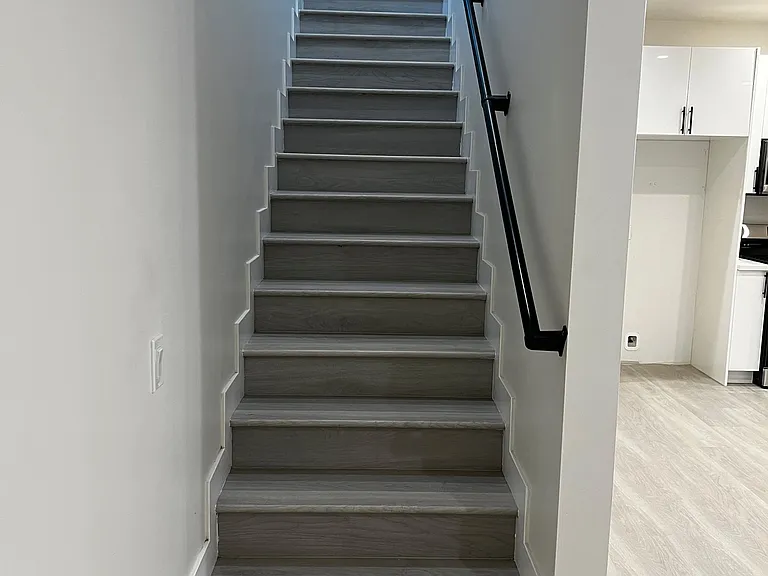 7021 Jamieson Ave — Photo 16